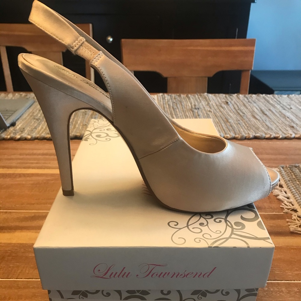 Lulu Townsend LT Nightout champagne slingbacks